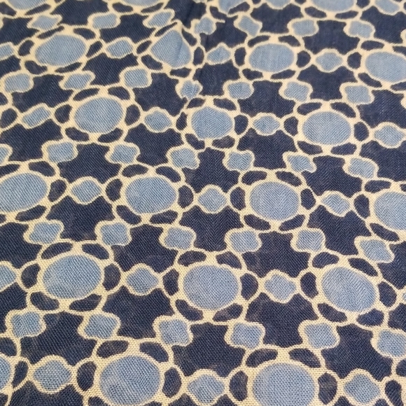 3/$15 or 5/$25 Bundle of Two Long Print Scarves - Picture 4 of 8